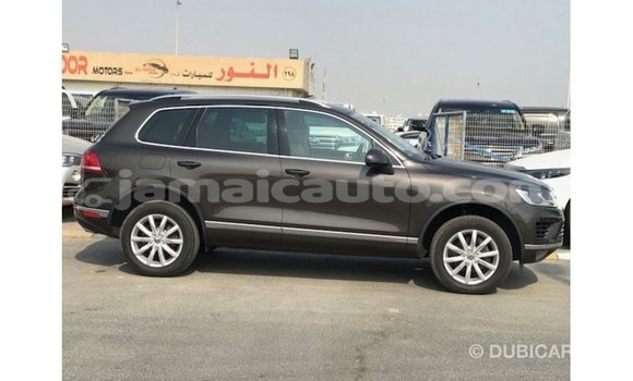 Buy Import Volkswagen Touareg Brown Car in Import - Dubai in Clarendon Buy Import Volkswagen Touareg Brown Car in Import - Dubai in Clarendon