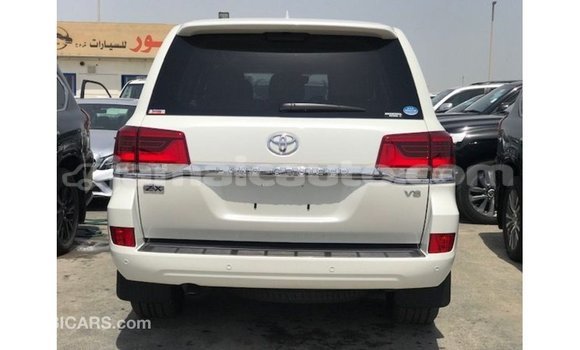 Buy Import Toyota Land Cruiser White Car in Import - Dubai in Clarendon Buy Import Toyota Land Cruiser White Car in Import - Dubai in Clarendon
