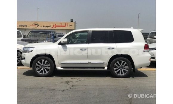 Buy Import Toyota Land Cruiser White Car in Import - Dubai in Clarendon Buy Import Toyota Land Cruiser White Car in Import - Dubai in Clarendon