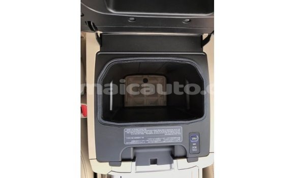 Buy Import Toyota Land Cruiser White Car in Import - Dubai in Clarendon Buy Import Toyota Land Cruiser White Car in Import - Dubai in Clarendon