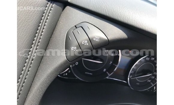 Buy Import Nissan Patrol Blue Car in Import - Dubai in Clarendon Buy Import Nissan Patrol Blue Car in Import - Dubai in Clarendon