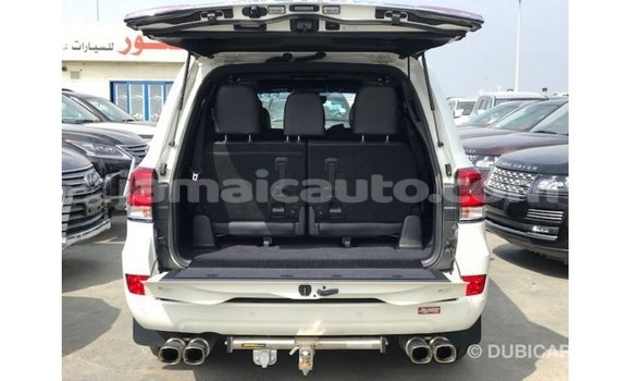 Buy Import Toyota Land Cruiser White Car in Import - Dubai in Clarendon Buy Import Toyota Land Cruiser White Car in Import - Dubai in Clarendon