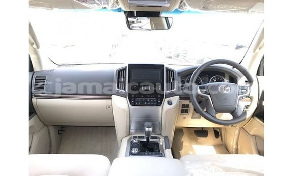 Buy Import Toyota Land Cruiser White Car in Import - Dubai in Clarendon Buy Import Toyota Land Cruiser White Car in Import - Dubai in Clarendon