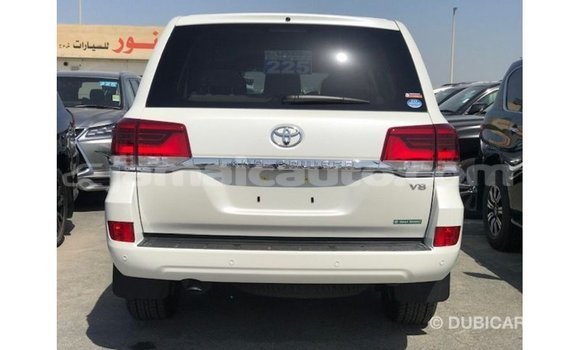 Buy Import Toyota Land Cruiser White Car in Import - Dubai in Clarendon Buy Import Toyota Land Cruiser White Car in Import - Dubai in Clarendon