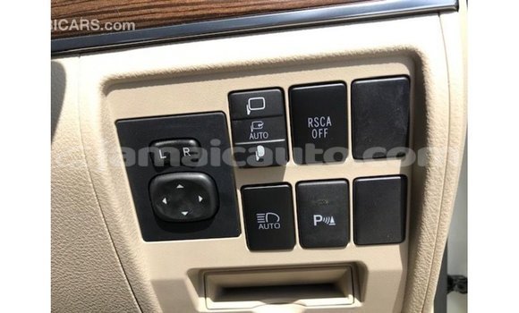 Buy Import Toyota Land Cruiser White Car in Import - Dubai in Clarendon Buy Import Toyota Land Cruiser White Car in Import - Dubai in Clarendon