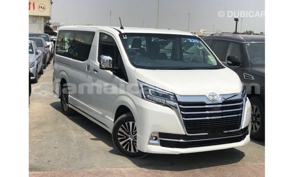 Buy Import Toyota Granvia White Car in Import - Dubai in Clarendon Buy Import Toyota Granvia White Car in Import - Dubai in Clarendon
