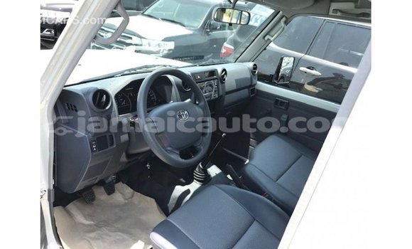 Buy Import Toyota Land Cruiser White Car in Import - Dubai in Clarendon Buy Import Toyota Land Cruiser White Car in Import - Dubai in Clarendon