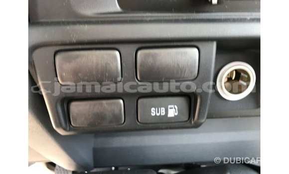 Buy Import Toyota Land Cruiser White Car in Import - Dubai in Clarendon Buy Import Toyota Land Cruiser White Car in Import - Dubai in Clarendon