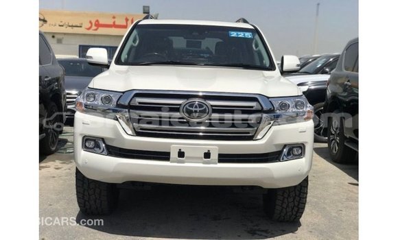 Buy Import Toyota Land Cruiser White Car in Import - Dubai in Clarendon Buy Import Toyota Land Cruiser White Car in Import - Dubai in Clarendon
