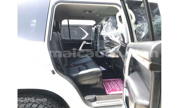 Buy Import Toyota Land Cruiser White Car in Import - Dubai in Clarendon Buy Import Toyota Land Cruiser White Car in Import - Dubai in Clarendon