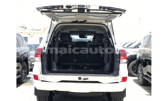 Buy Import Toyota Land Cruiser White Car in Import - Dubai in Clarendon Buy Import Toyota Land Cruiser White Car in Import - Dubai in Clarendon