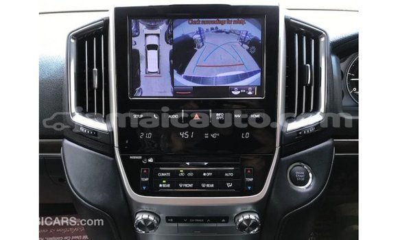 Buy Import Toyota Land Cruiser White Car in Import - Dubai in Clarendon Buy Import Toyota Land Cruiser White Car in Import - Dubai in Clarendon