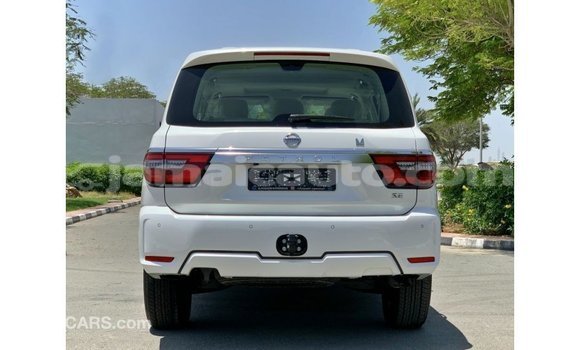 Buy Import Nissan Patrol White Car in Import - Dubai in Clarendon Buy Import Nissan Patrol White Car in Import - Dubai in Clarendon