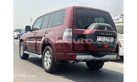 Acheter Import Voiture Mitsubishi Pajero Rouge à Import - Dubai, Clarendon Acheter Import Voiture Mitsubishi Pajero Rouge à Import - Dubai, Clarendon