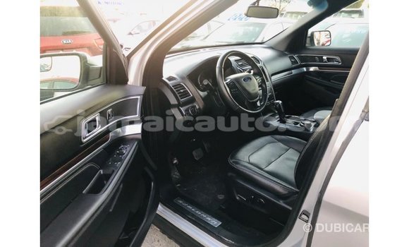 Acheter Import Voiture Ford Explorer Autre à Import - Dubai, Clarendon Acheter Import Voiture Ford Explorer Autre à Import - Dubai, Clarendon