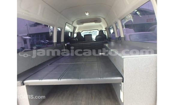 Buy Import Toyota Hiace White Car in Import - Dubai in Clarendon Buy Import Toyota Hiace White Car in Import - Dubai in Clarendon