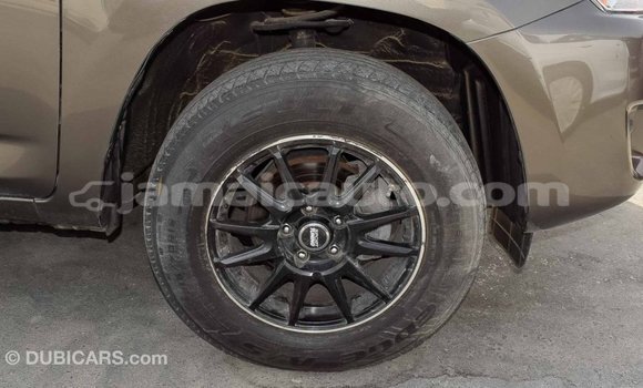 Acheter Import Utilitaire Toyota HiAce Autre à Import - Dubai, Clarendon Acheter Import Utilitaire Toyota HiAce Autre à Import - Dubai, Clarendon