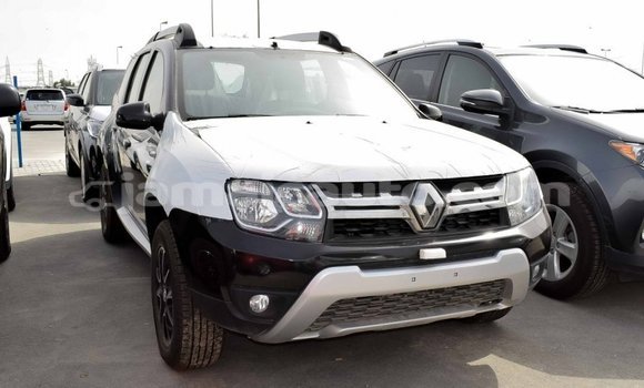 Acheter Import Voiture Renault Duster Noir à Import - Dubai, Clarendon Acheter Import Voiture Renault Duster Noir à Import - Dubai, Clarendon