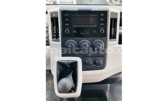 Buy Import Toyota Hiace White Car in Import - Dubai in Clarendon Buy Import Toyota Hiace White Car in Import - Dubai in Clarendon