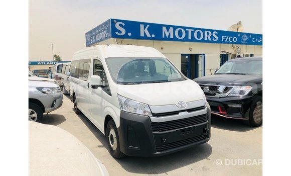 Buy Import Toyota Hiace White Car in Import - Dubai in Clarendon Buy Import Toyota Hiace White Car in Import - Dubai in Clarendon