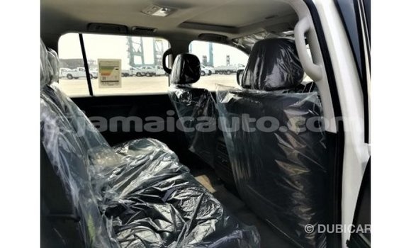 Buy Import Toyota Land Cruiser White Car in Import - Dubai in Clarendon Buy Import Toyota Land Cruiser White Car in Import - Dubai in Clarendon