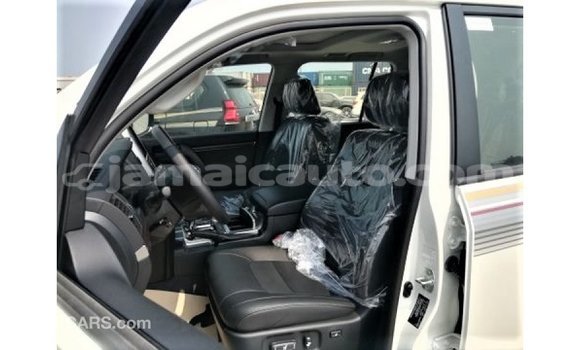 Buy Import Toyota Land Cruiser White Car in Import - Dubai in Clarendon Buy Import Toyota Land Cruiser White Car in Import - Dubai in Clarendon