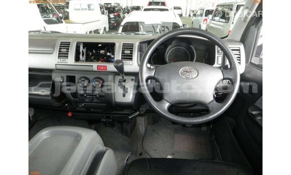 Buy Import Toyota Hiace White Car in Import - Dubai in Clarendon Buy Import Toyota Hiace White Car in Import - Dubai in Clarendon