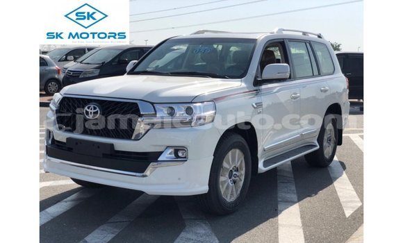 Buy Import Toyota Land Cruiser White Car in Import - Dubai in Clarendon Buy Import Toyota Land Cruiser White Car in Import - Dubai in Clarendon