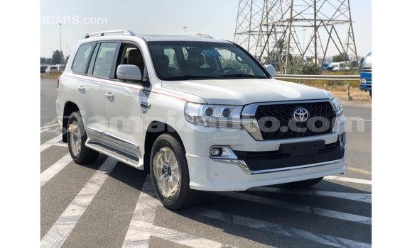 Buy Import Toyota Land Cruiser White Car in Import - Dubai in Clarendon Buy Import Toyota Land Cruiser White Car in Import - Dubai in Clarendon