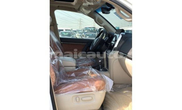 Buy Import Toyota Land Cruiser White Car in Import - Dubai in Clarendon Buy Import Toyota Land Cruiser White Car in Import - Dubai in Clarendon