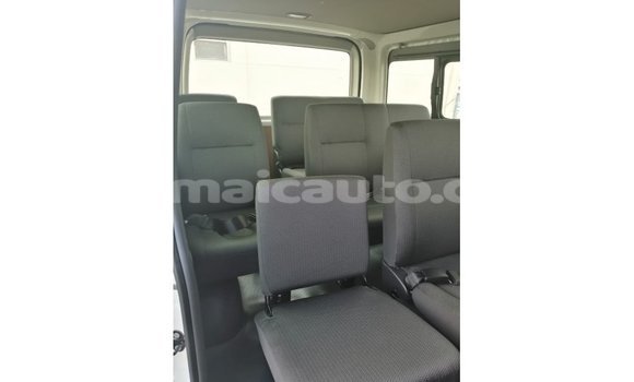 Buy Import Toyota Hiace White Car in Import - Dubai in Clarendon Buy Import Toyota Hiace White Car in Import - Dubai in Clarendon