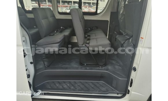 Buy Import Toyota Hiace White Car in Import - Dubai in Clarendon Buy Import Toyota Hiace White Car in Import - Dubai in Clarendon