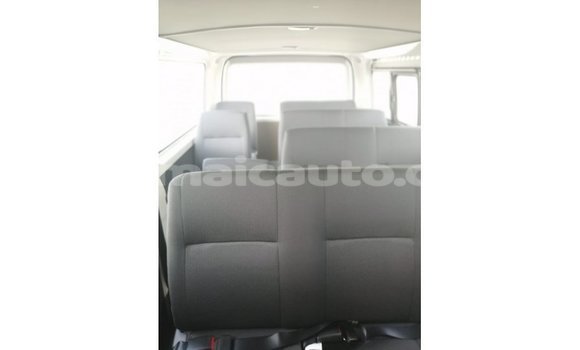 Buy Import Toyota Hiace White Car in Import - Dubai in Clarendon Buy Import Toyota Hiace White Car in Import - Dubai in Clarendon