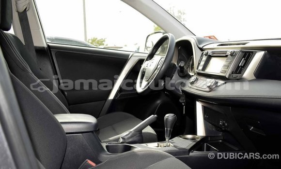 Acheter Import Utilitaire Toyota HiAce Autre à Import - Dubai, Clarendon Acheter Import Utilitaire Toyota HiAce Autre à Import - Dubai, Clarendon