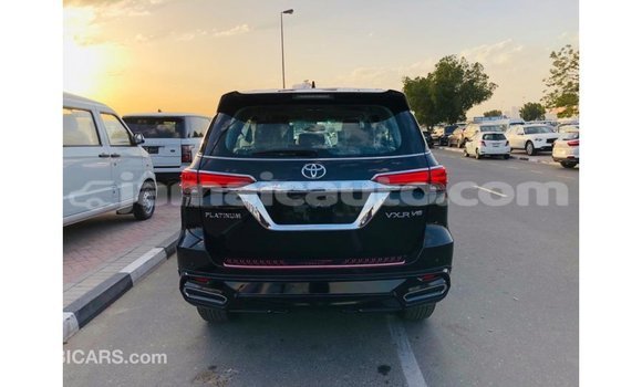 Buy Import Toyota Fortuner Black Car in Import - Dubai in Clarendon Buy Import Toyota Fortuner Black Car in Import - Dubai in Clarendon