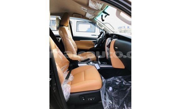 Buy Import Toyota Fortuner Black Car in Import - Dubai in Clarendon Buy Import Toyota Fortuner Black Car in Import - Dubai in Clarendon