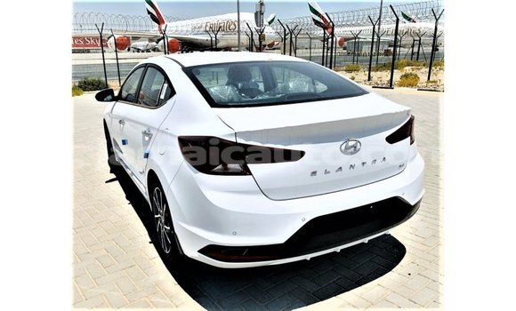 Buy Import Hyundai Elantra White Car in Import - Dubai in Clarendon Buy Import Hyundai Elantra White Car in Import - Dubai in Clarendon