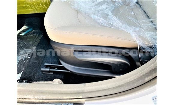 Buy Import Hyundai Elantra White Car in Import - Dubai in Clarendon Buy Import Hyundai Elantra White Car in Import - Dubai in Clarendon