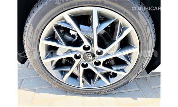 Buy Import Hyundai Elantra White Car in Import - Dubai in Clarendon Buy Import Hyundai Elantra White Car in Import - Dubai in Clarendon