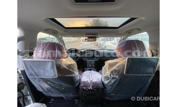 Buy Import Toyota Land Cruiser White Car in Import - Dubai in Clarendon Buy Import Toyota Land Cruiser White Car in Import - Dubai in Clarendon