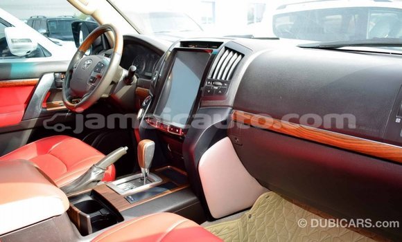 Acheter Import Voiture Toyota Land Cruiser Noir à Import - Dubai, Clarendon Acheter Import Voiture Toyota Land Cruiser Noir à Import - Dubai, Clarendon