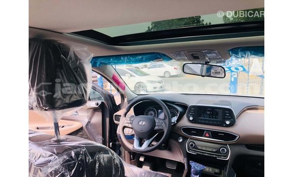 Buy Import Hyundai Santa Fe Green Car in Import - Dubai in Clarendon Buy Import Hyundai Santa Fe Green Car in Import - Dubai in Clarendon