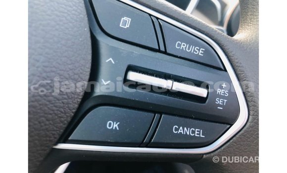 Buy Import Hyundai Santa Fe White Car in Import - Dubai in Clarendon Buy Import Hyundai Santa Fe White Car in Import - Dubai in Clarendon