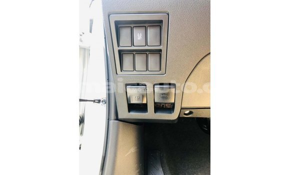 Buy Import Toyota Hilux White Car in Import - Dubai in Clarendon Buy Import Toyota Hilux White Car in Import - Dubai in Clarendon