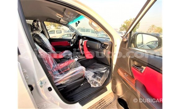 Buy Import Toyota Fortuner White Car in Import - Dubai in Clarendon Buy Import Toyota Fortuner White Car in Import - Dubai in Clarendon