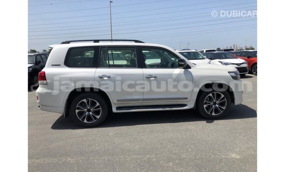 Buy Import Toyota Land Cruiser White Car in Import - Dubai in Clarendon Buy Import Toyota Land Cruiser White Car in Import - Dubai in Clarendon