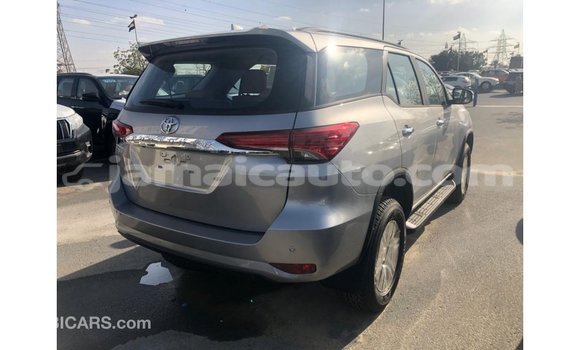 Buy Import Toyota Fortuner Other Car in Import - Dubai in Clarendon Buy Import Toyota Fortuner Other Car in Import - Dubai in Clarendon