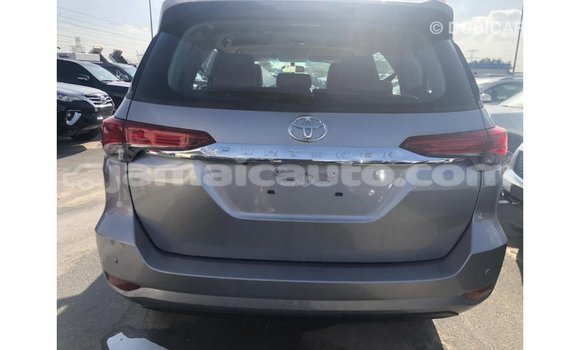 Buy Import Toyota Fortuner Other Car in Import - Dubai in Clarendon Buy Import Toyota Fortuner Other Car in Import - Dubai in Clarendon