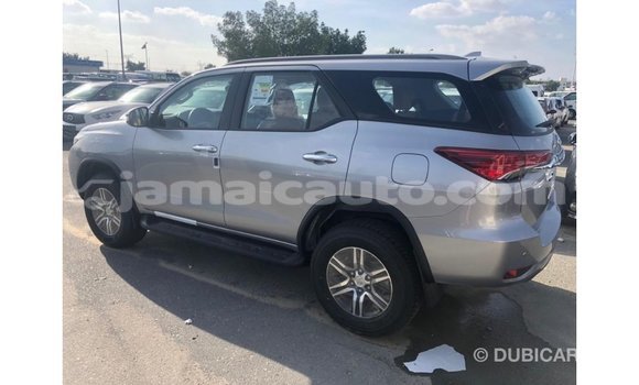 Buy Import Toyota Fortuner Other Car in Import - Dubai in Clarendon Buy Import Toyota Fortuner Other Car in Import - Dubai in Clarendon