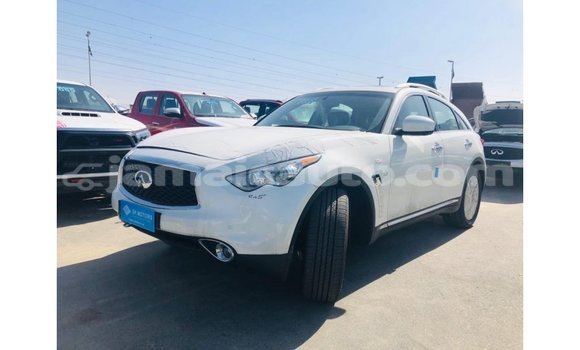 Buy Import Infiniti EX White Car in Import - Dubai in Clarendon